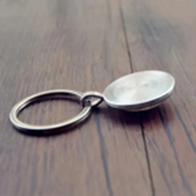 Liverpool Anfield Road Memorial - Keychain, Durable Metal Gift for Fathers, Graduates, and Sports Fans, Interesting Details, Cre